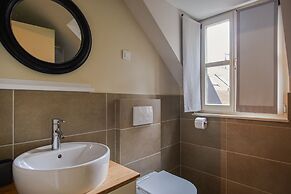 Peacock Boutique Apartments