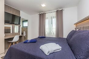 JAZZ at Rova Apartment Sol