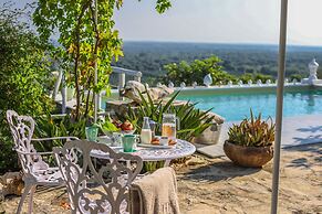 TD Casa Torchiano Hilltop Pool with Sea View