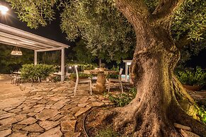 TD Casa Torchiano Hilltop Pool with Sea View