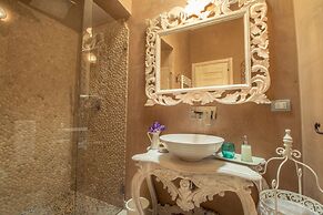 TD Casa Torchiano Hilltop Pool with Sea View