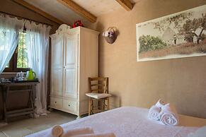 TD Casa Torchiano Hilltop Pool with Sea View