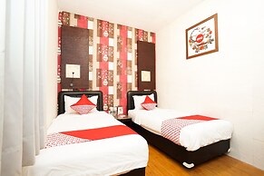 OYO 425 Mojokerto Guesthouse