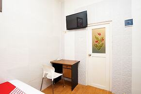 OYO 425 Mojokerto Guesthouse