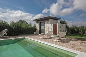TD Casale Del Vento in the Countryside with Pool