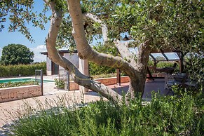 TD Casale Del Vento in the Countryside with Pool