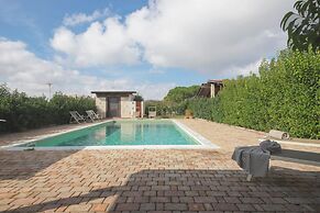 TD Casale Del Vento in the Countryside with Pool