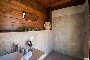 TD Casale Del Vento in the Countryside with Pool