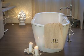 TD Il Vecchio Fienile Outdoor Kitchen with Pool View