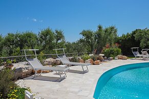 TD Trulli di Bouganville w/ Large Amazing Pool