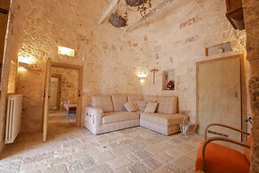 TD Trulli di Montaltino with Stunning Huge Pool