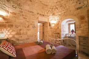 TD Trulli di Montaltino with Stunning Huge Pool