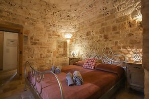 TD Trulli di Montaltino with Stunning Huge Pool