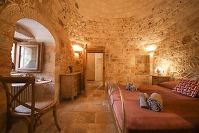 TD Trulli di Montaltino with Stunning Huge Pool