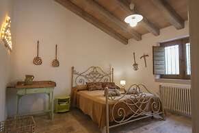 TD Trulli di Montaltino with Stunning Huge Pool