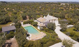 TD Trulli di Montaltino with Stunning Huge Pool