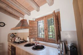 TD Trulli di Montaltino with Stunning Huge Pool