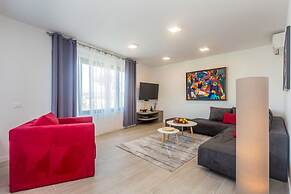 JAZZ at Rova Apartment Lun