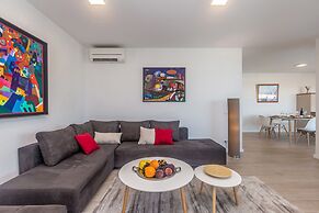 JAZZ at Rova Apartment Lun