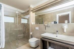 JAZZ at Rova Apartment Lun