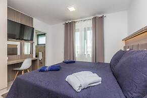 JAZZ at Rova Apartment Lun