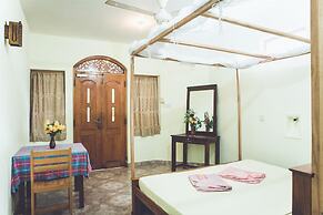 Rupa's Hotel Arugambay