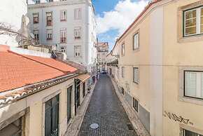 Charming Apartment in Alfama