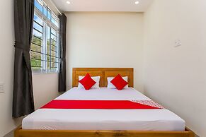 Marine Hotel & Apartment