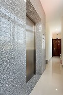 Marine Hotel & Apartment