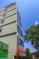 Marine Hotel & Apartment