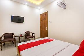 Marine Hotel & Apartment