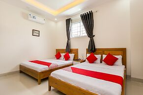 Marine Hotel & Apartment