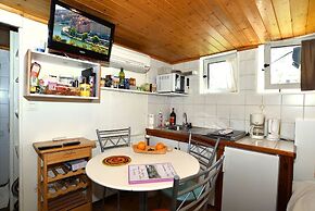 Studio Péniche Centre Lyon Insolite