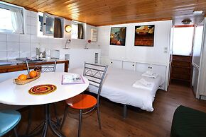 Studio Péniche Centre Lyon Insolite