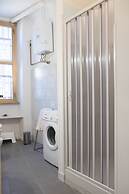 Roma - Via la Spezia 70