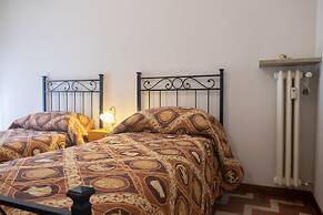 Roma - Via la Spezia 70