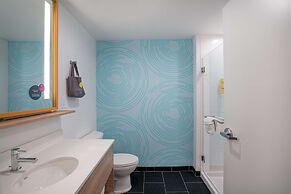 Tru by Hilton Knoxville North I75