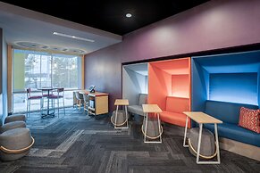 Tru by Hilton Knoxville North I75