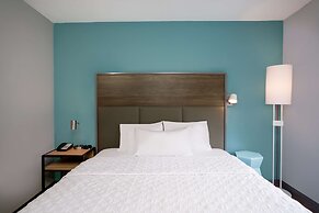 Tru by Hilton Knoxville North I75