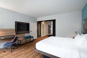 Tru by Hilton Knoxville North I75