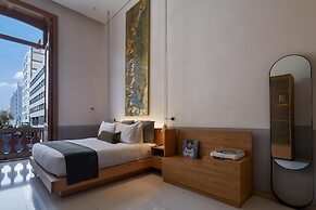 Umbral, a Curio Collection by Hilton - Historical Hotel