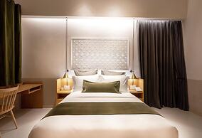 Umbral, a Curio Collection by Hilton - Historical Hotel