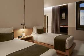 Umbral, a Curio Collection by Hilton - Historical Hotel