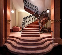 Umbral, a Curio Collection by Hilton - Historical Hotel