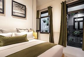 Umbral, a Curio Collection by Hilton - Historical Hotel