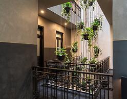Umbral, a Curio Collection by Hilton - Historical Hotel