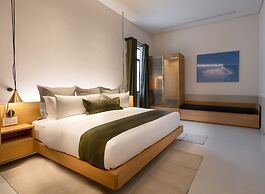 Umbral, a Curio Collection by Hilton