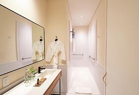 Umbral, a Curio Collection by Hilton - Historical Hotel