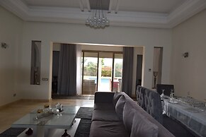 Apple Villa De Luxe 5