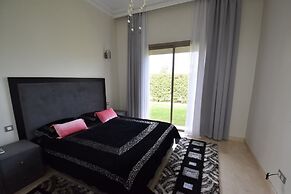 Apple Villa De Luxe 5